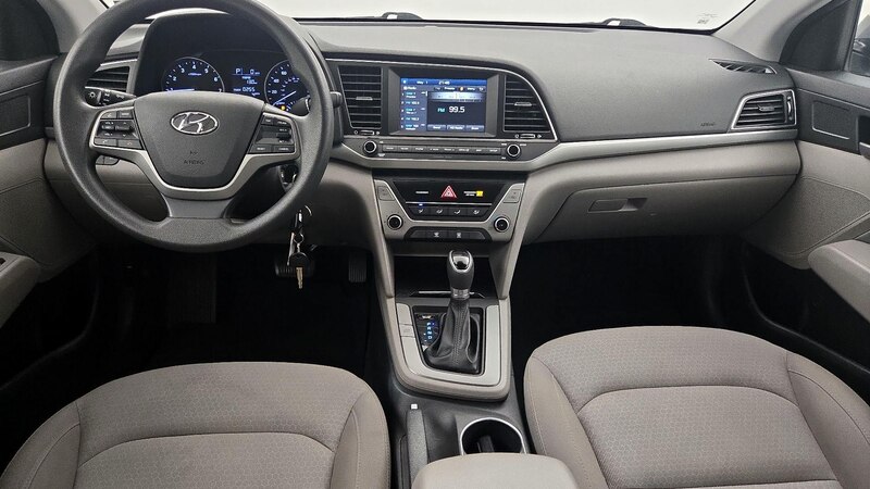 2017 Hyundai Elantra SE 9