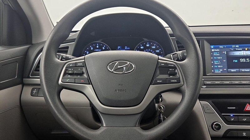 2017 Hyundai Elantra SE 10