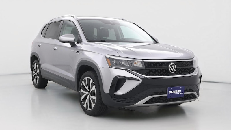 2022 Volkswagen Taos SE Hero Image