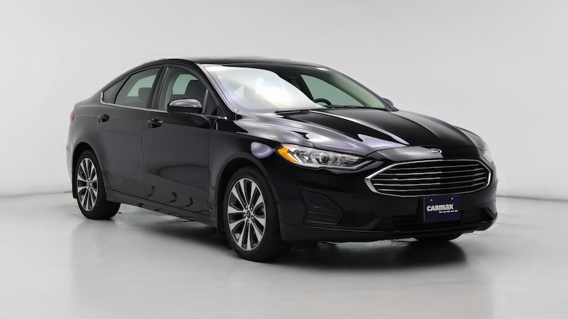 2020 Ford Fusion SE Hero Image