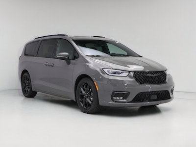 2023 Chrysler Pacifica Touring L -
                  Nashville, TN