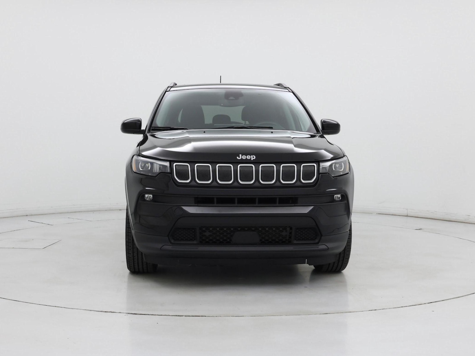 Image 6 of 2022 Jeep Compass Latitude Lux