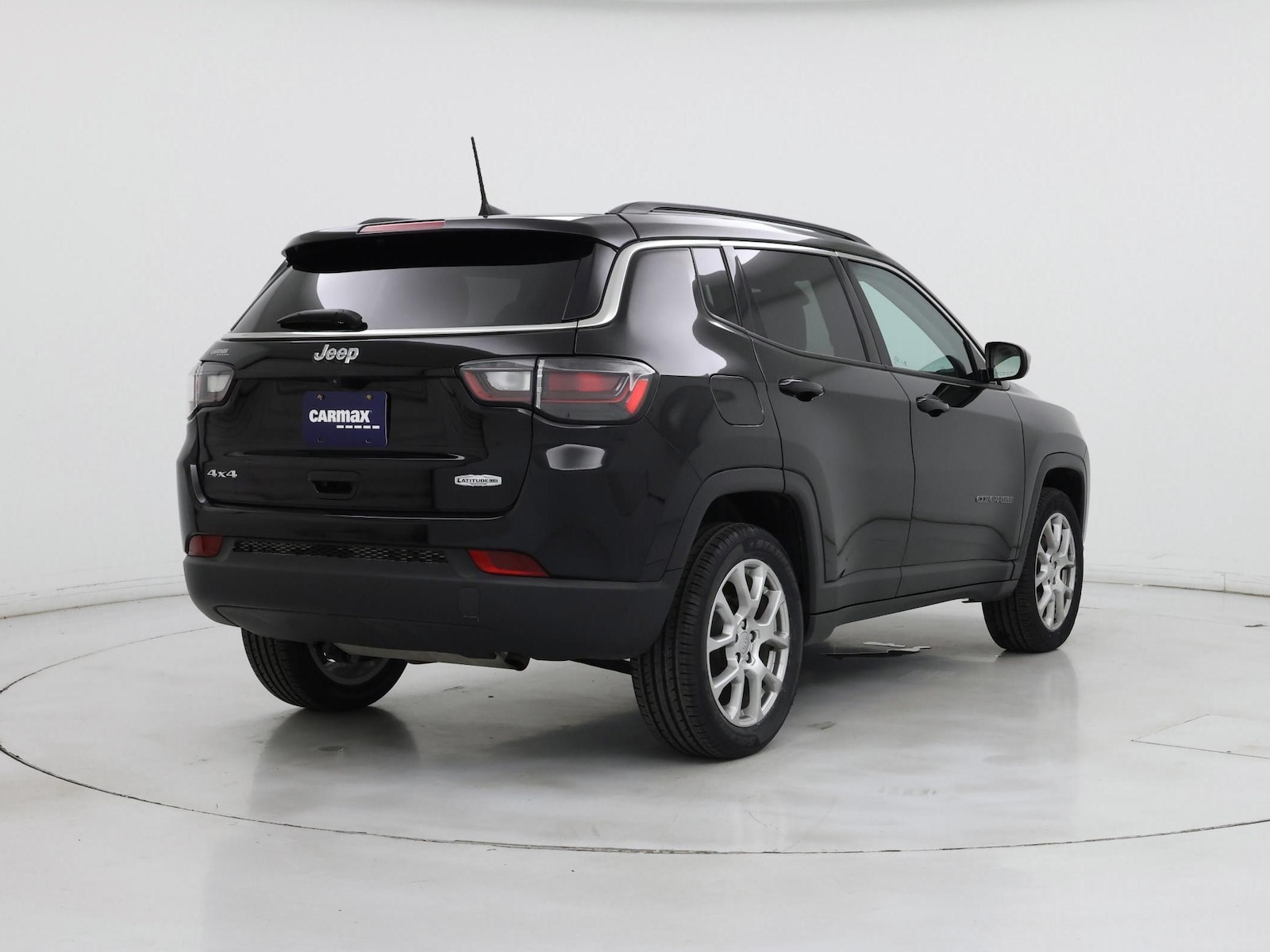 Image 9 of 2022 Jeep Compass Latitude Lux