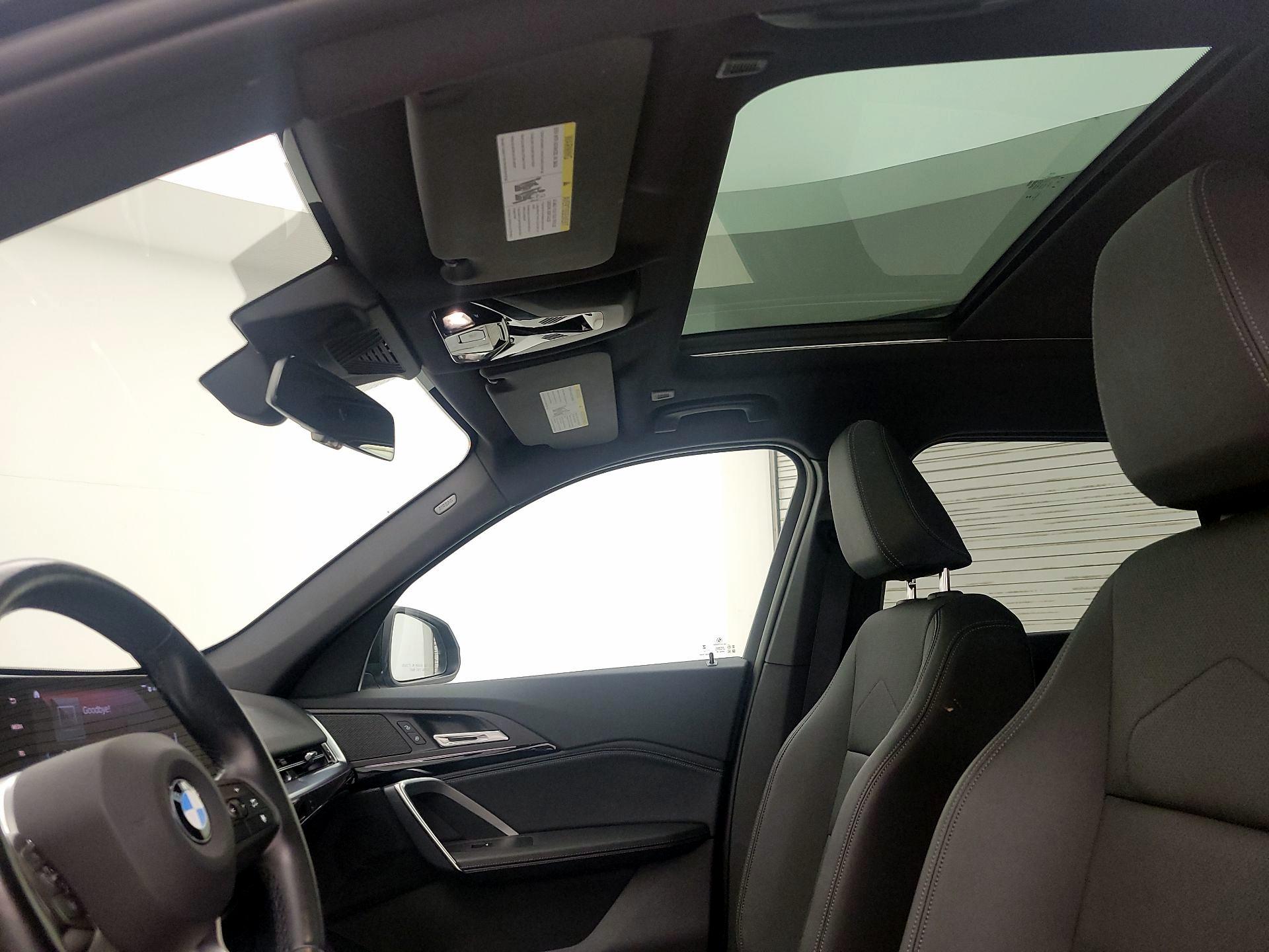 Thumbnail: 2023 BMW X1 - 17