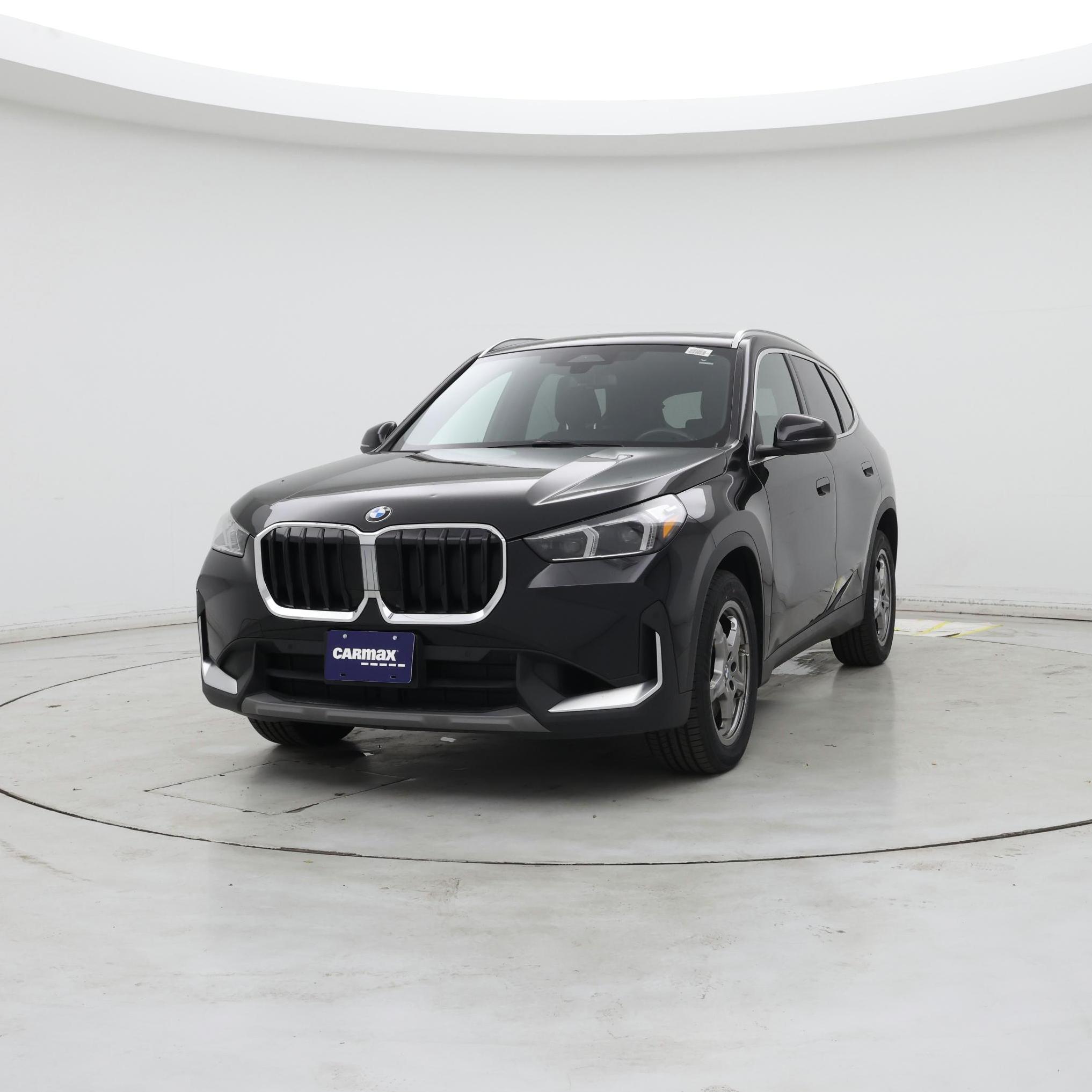 Thumbnail: 2023 BMW X1 - 4