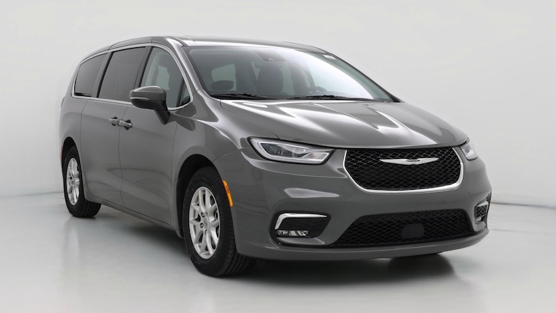 2023 Chrysler Pacifica Touring L Hero Image