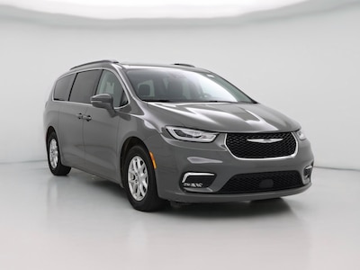 2022 Chrysler Pacifica Touring L -
                Grand Rapids, MI