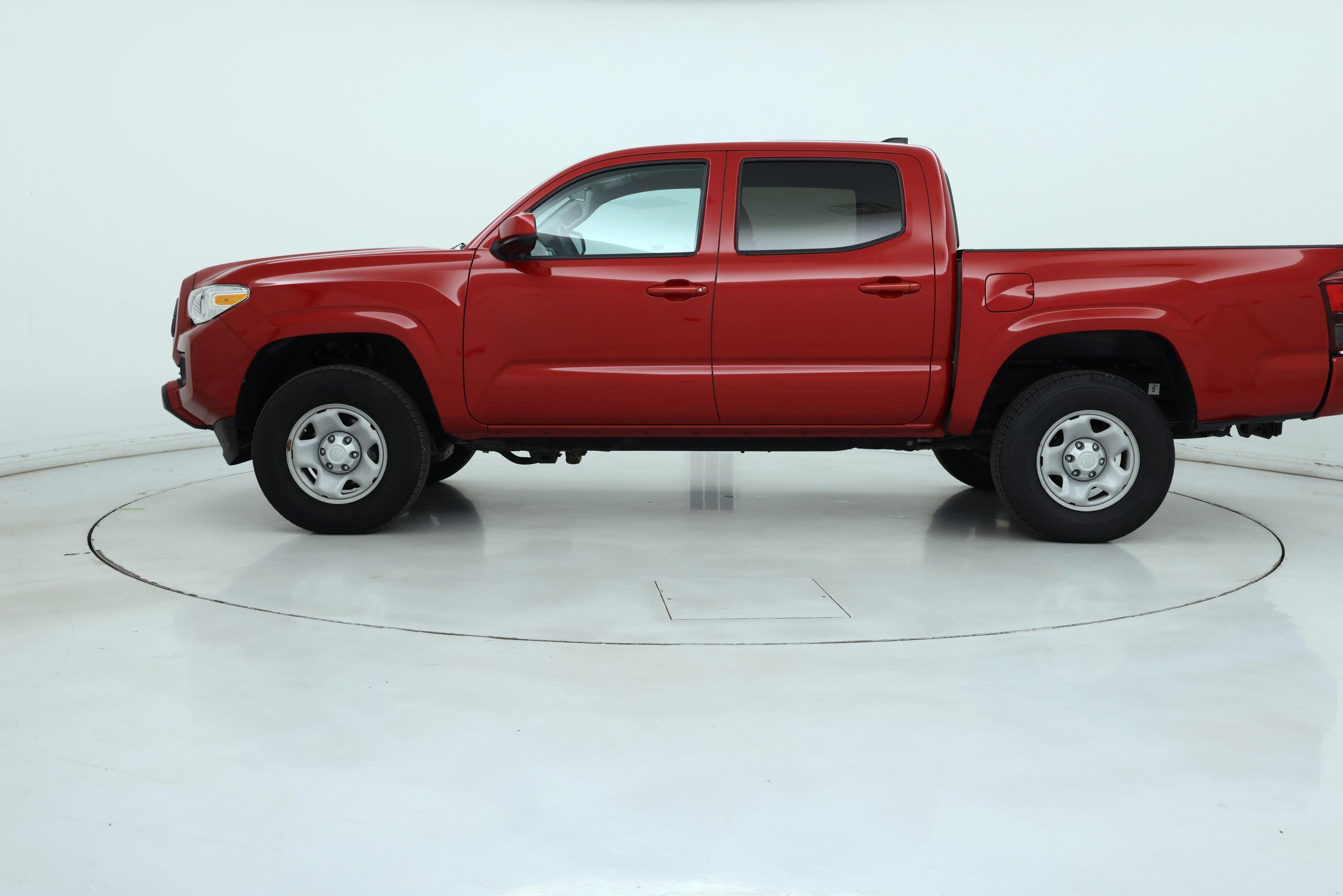 Thumbnail: 2022 Toyota Tacoma - 3