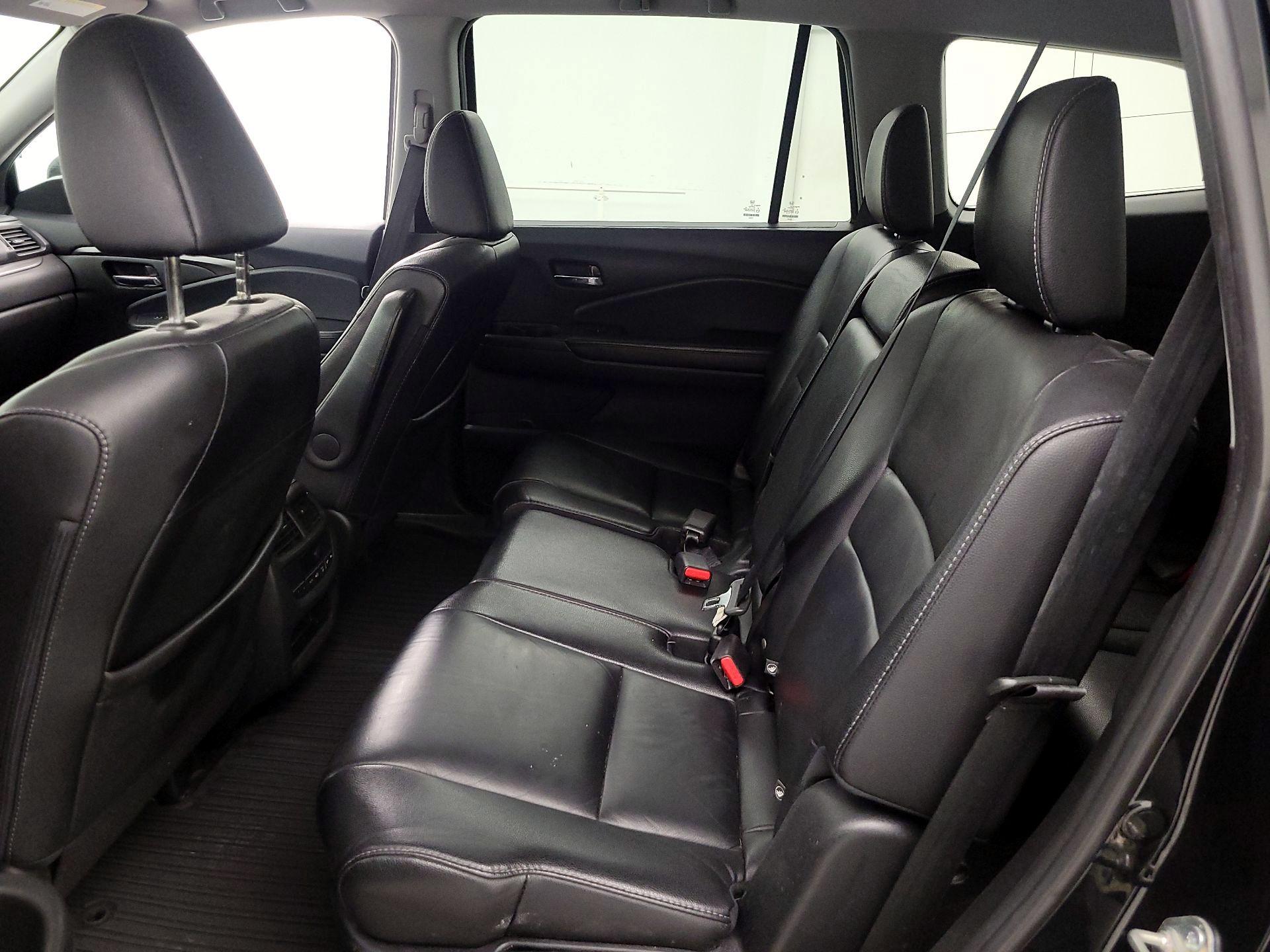 Thumbnail: 2018 Honda Pilot - 20