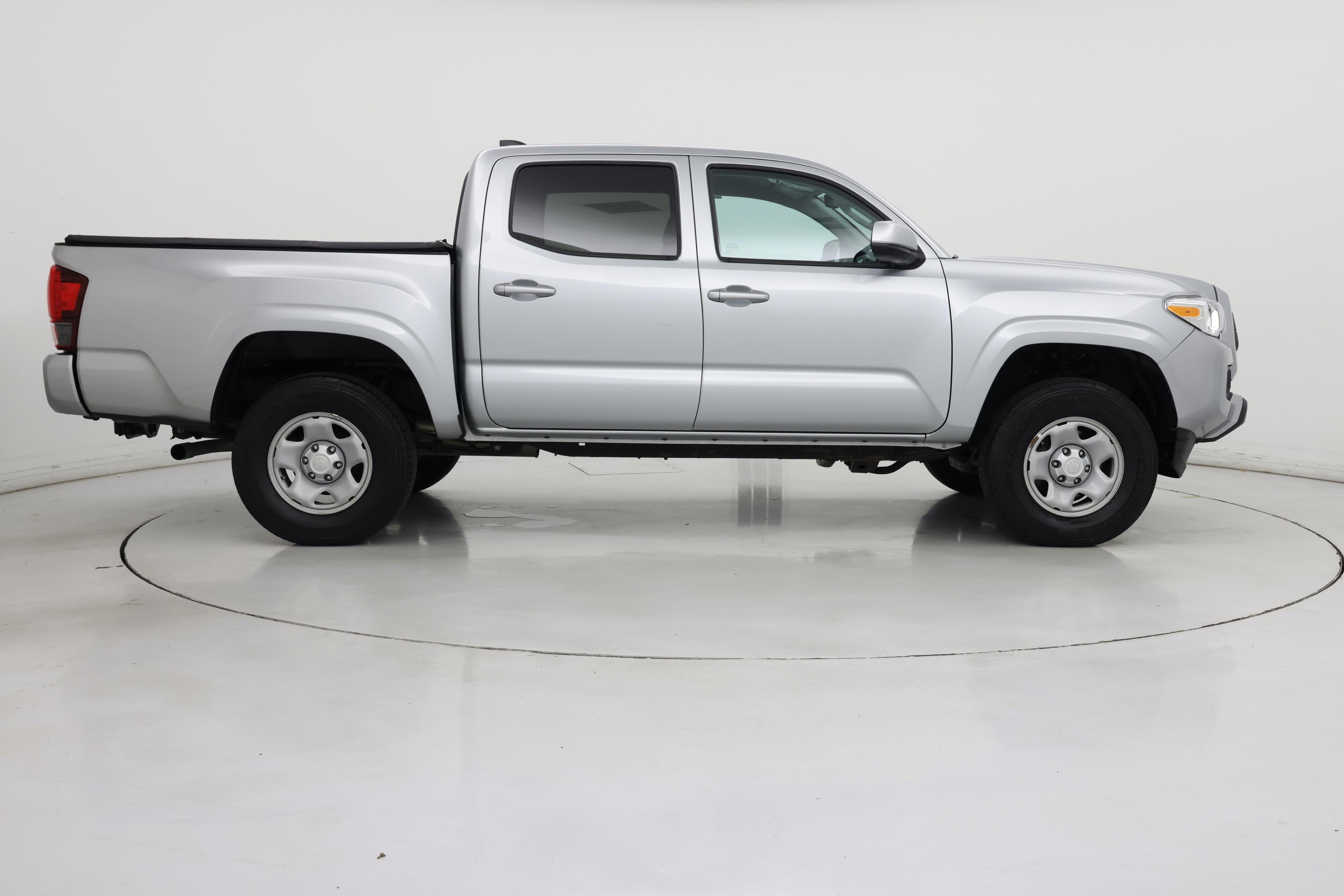 Thumbnail: 2022 Toyota Tacoma - 7