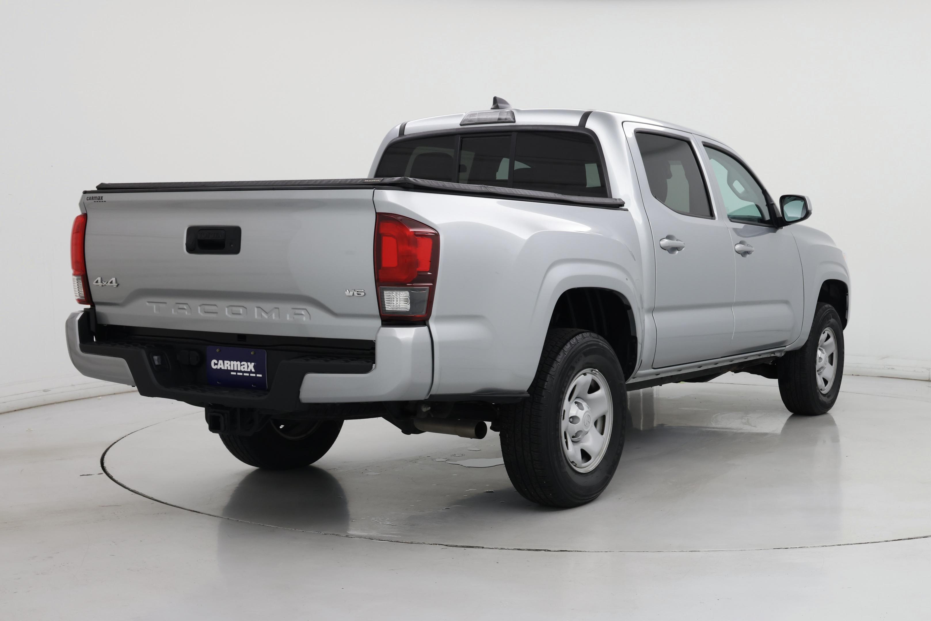 Thumbnail: 2022 Toyota Tacoma - 8