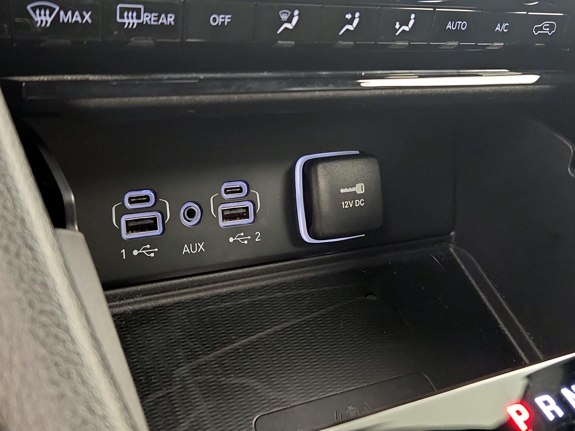 Thumbnail: 2023 Jeep Grand Cherokee - 18