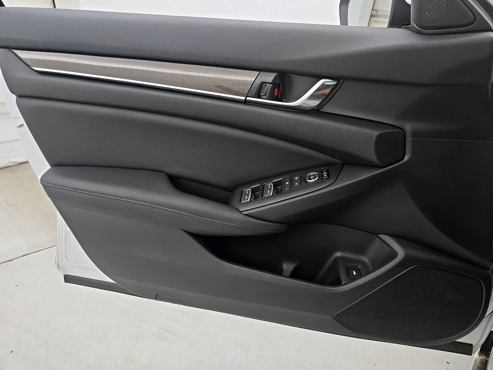 Thumbnail: 2020 Honda Accord - 12