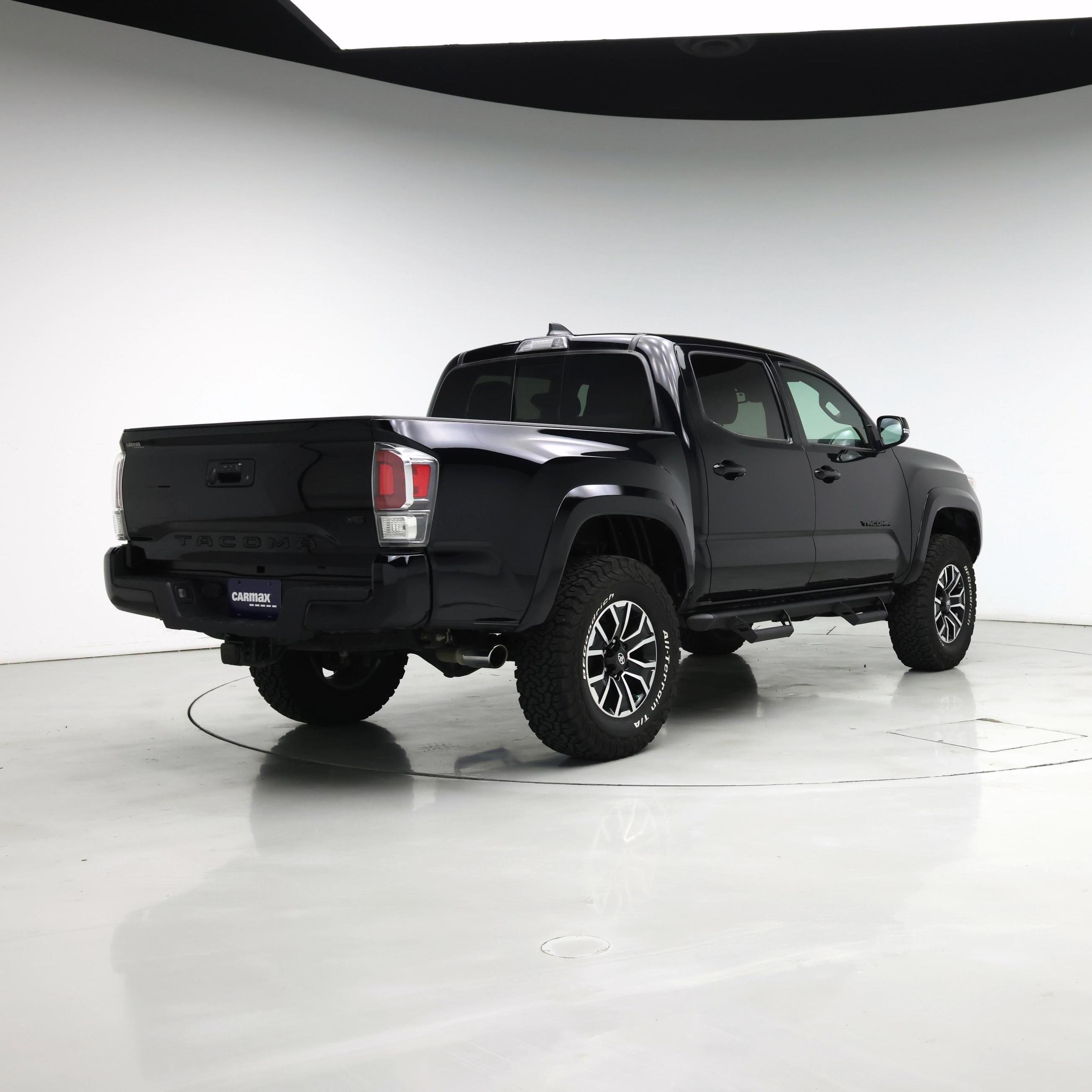 Thumbnail: 2021 Toyota Tacoma - 8