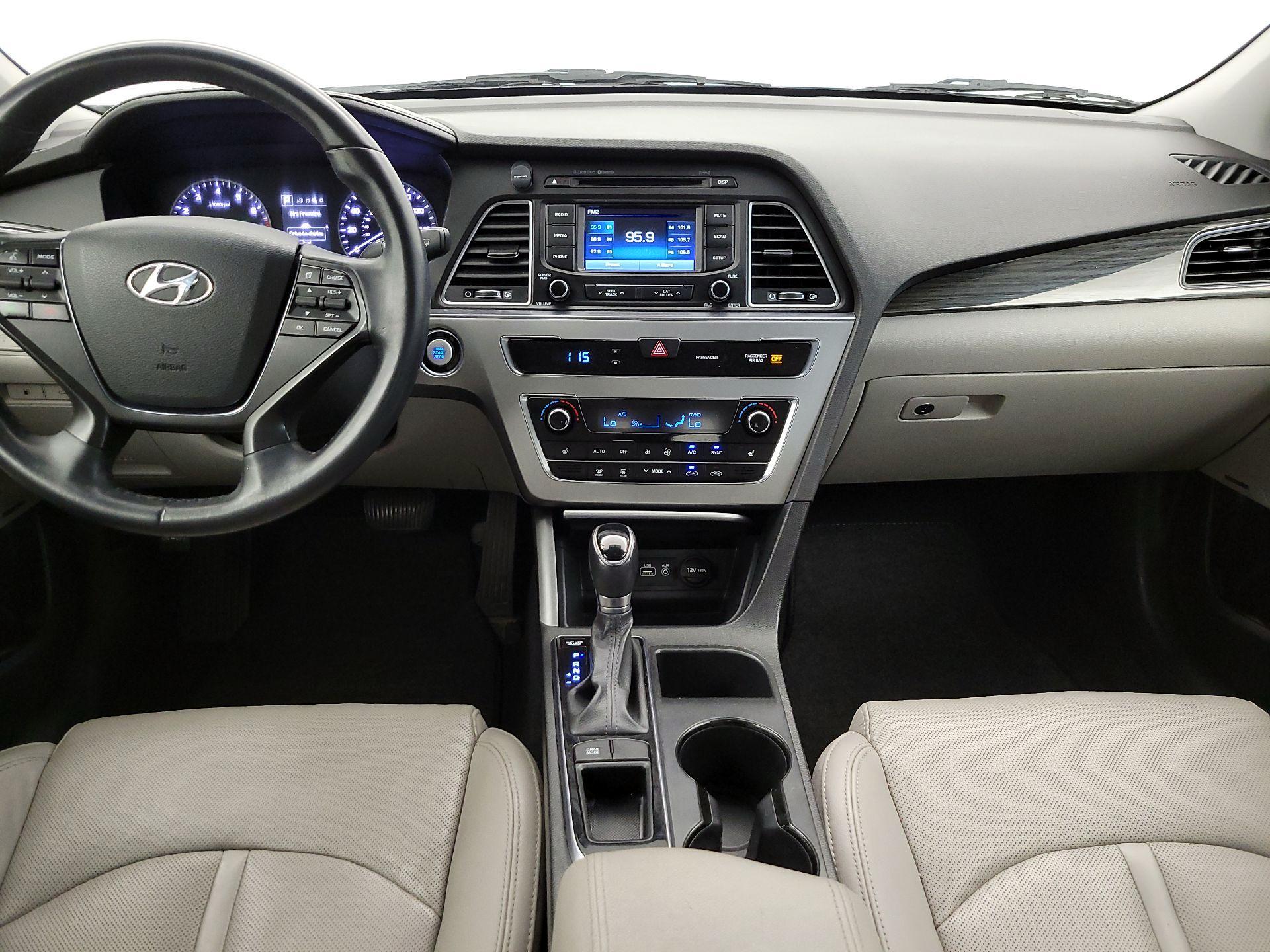 Thumbnail: 2015 Hyundai Sonata - 9