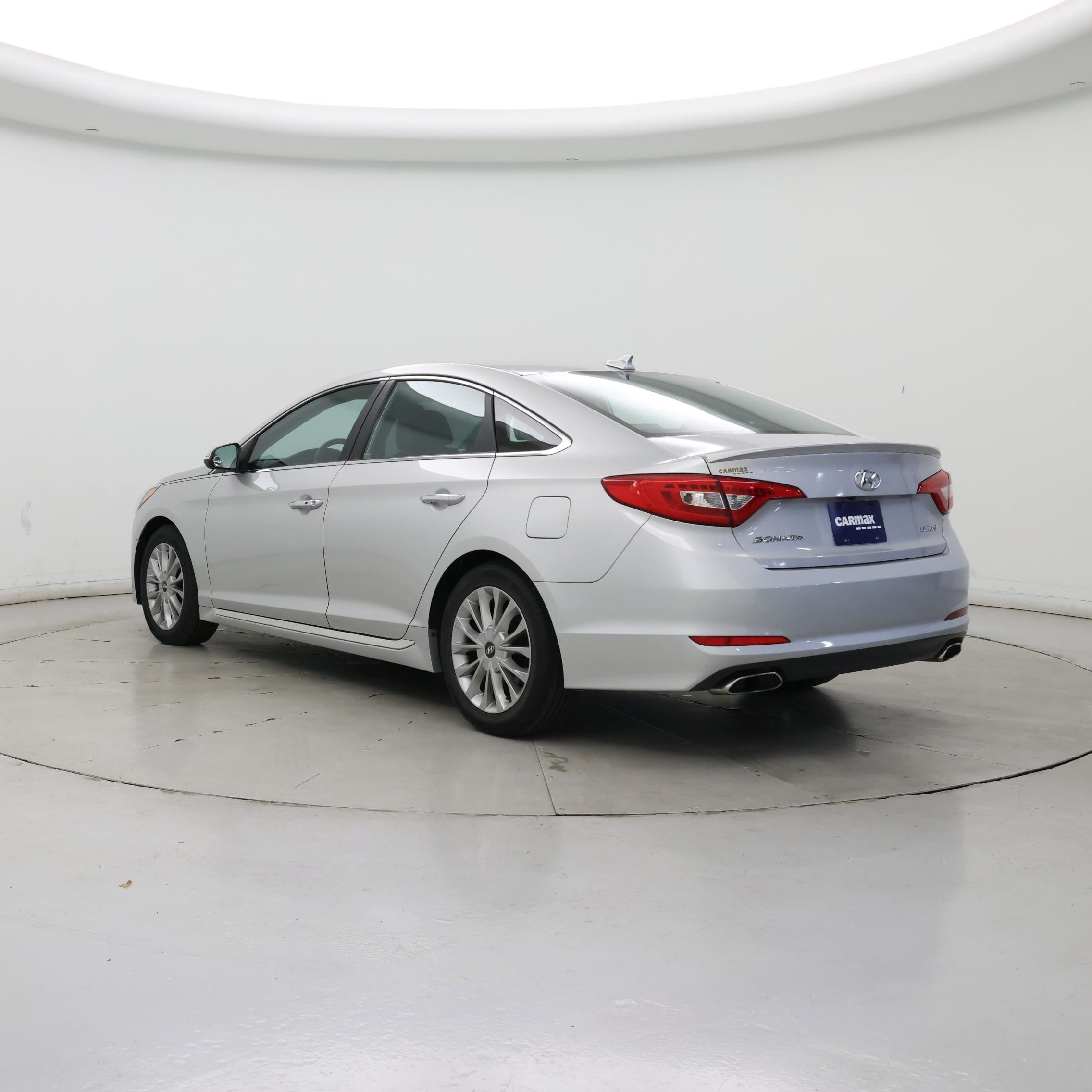 Thumbnail: 2015 Hyundai Sonata - 2