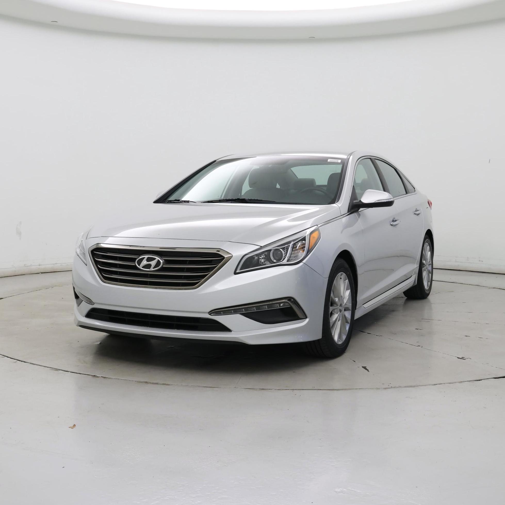 Thumbnail: 2015 Hyundai Sonata - 4