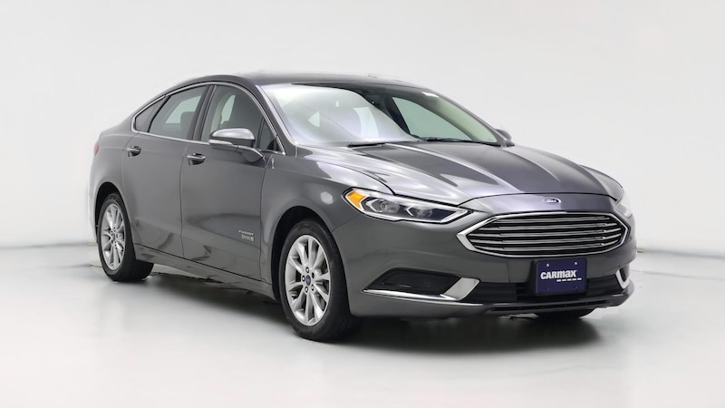 2018 Ford Fusion SE Hero Image