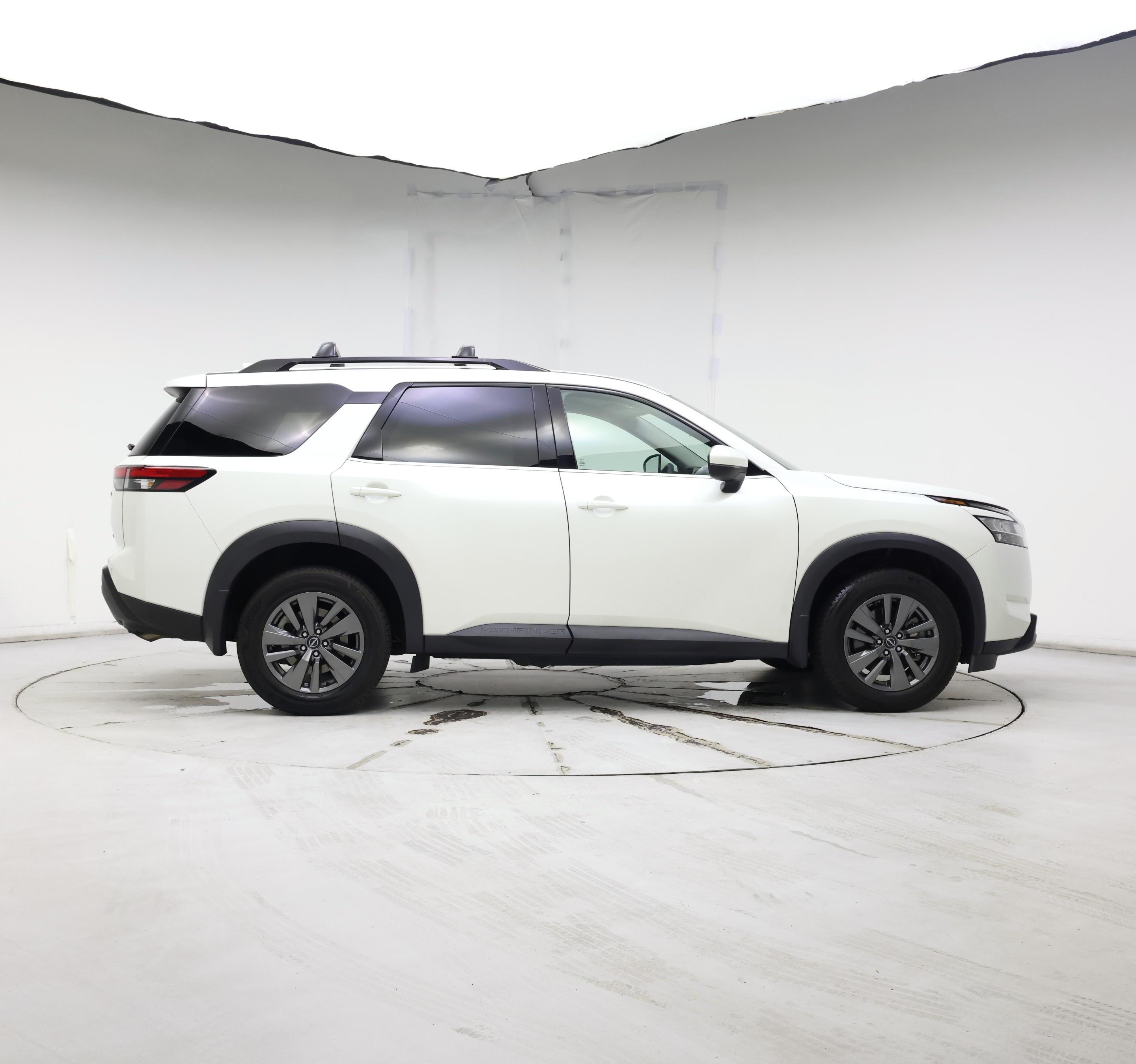 Thumbnail: 2022 Nissan Pathfinder - 7