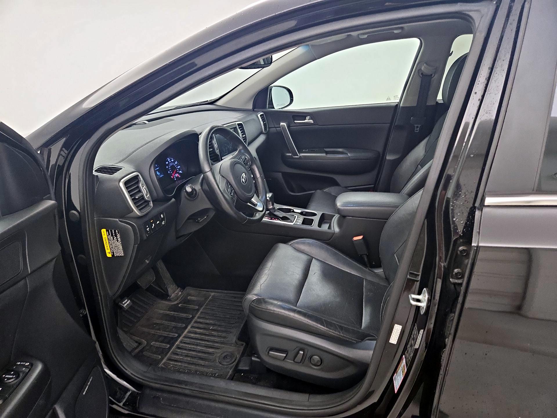 Thumbnail: 2017 Kia Sportage - 11