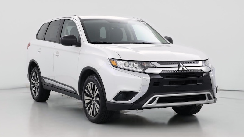 2020 Mitsubishi Outlander ES Hero Image