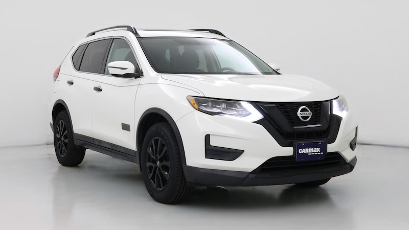 2017 Nissan Rogue SV Hero Image