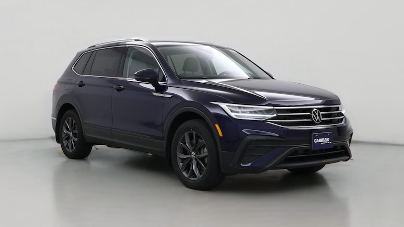 2022 Volkswagen Tiguan SE Hero Image