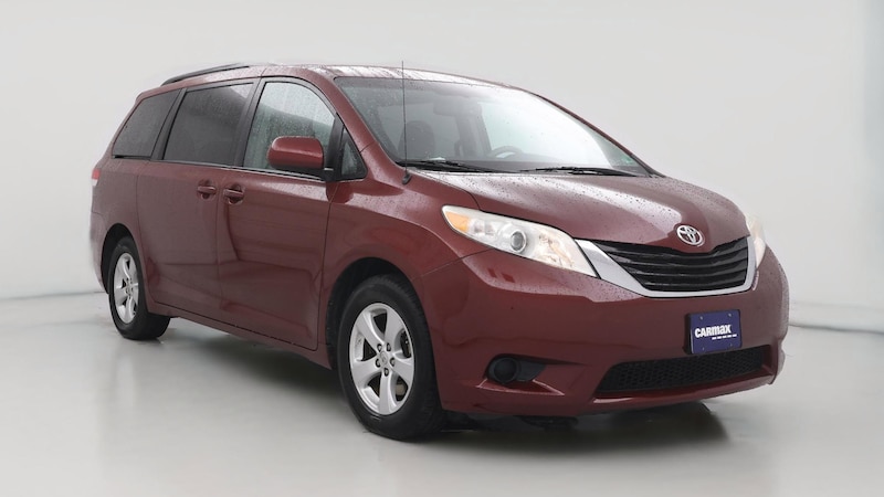 2014 Toyota Sienna LE Hero Image