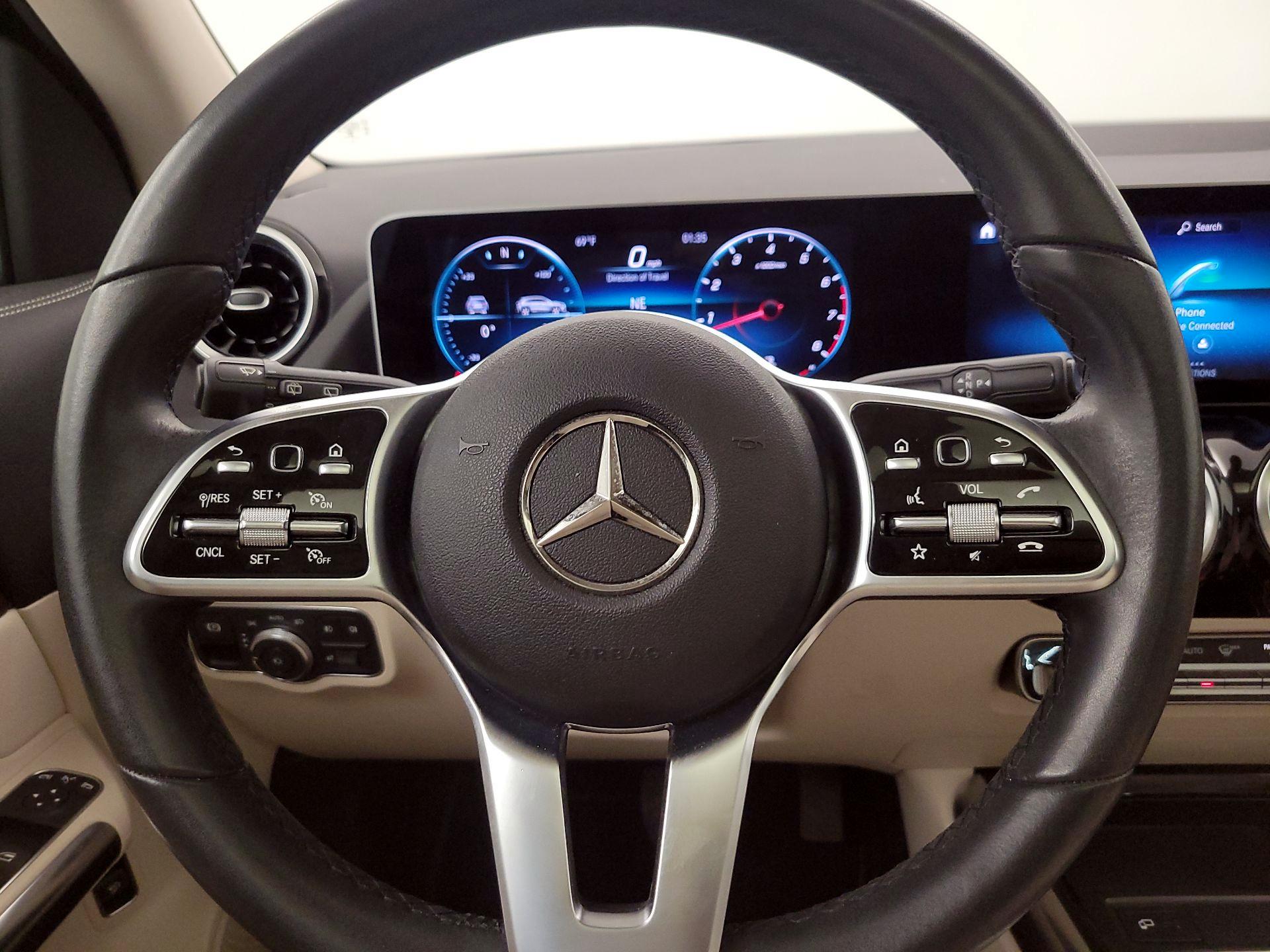 Thumbnail: 2021 Mercedes-Benz GLA - 10