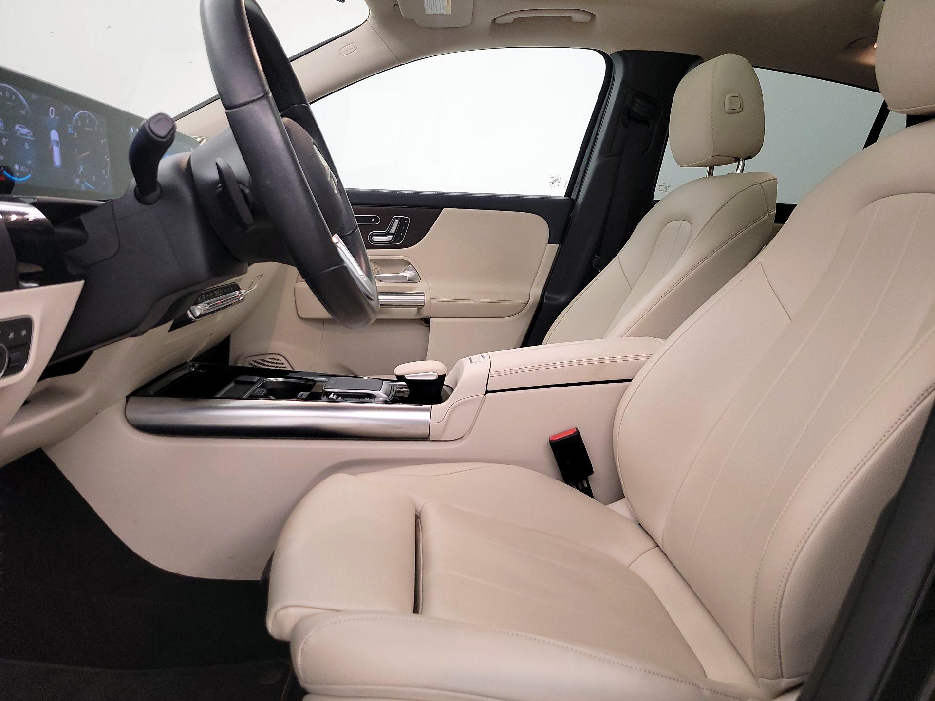 Thumbnail: 2021 Mercedes-Benz GLA - 11