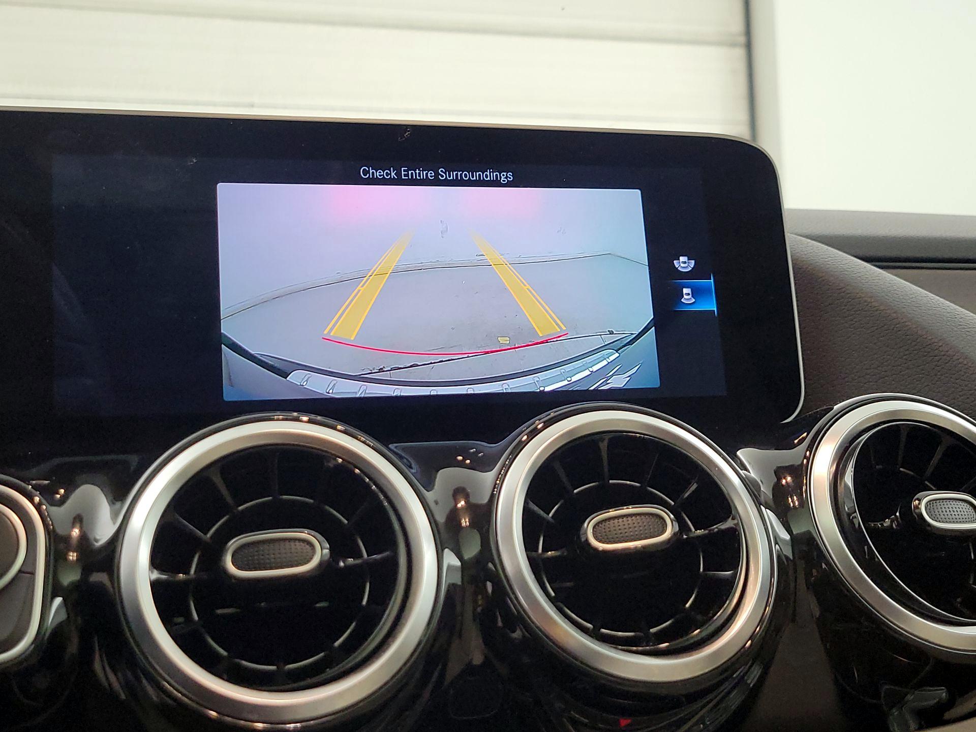 Thumbnail: 2021 Mercedes-Benz GLA - 15