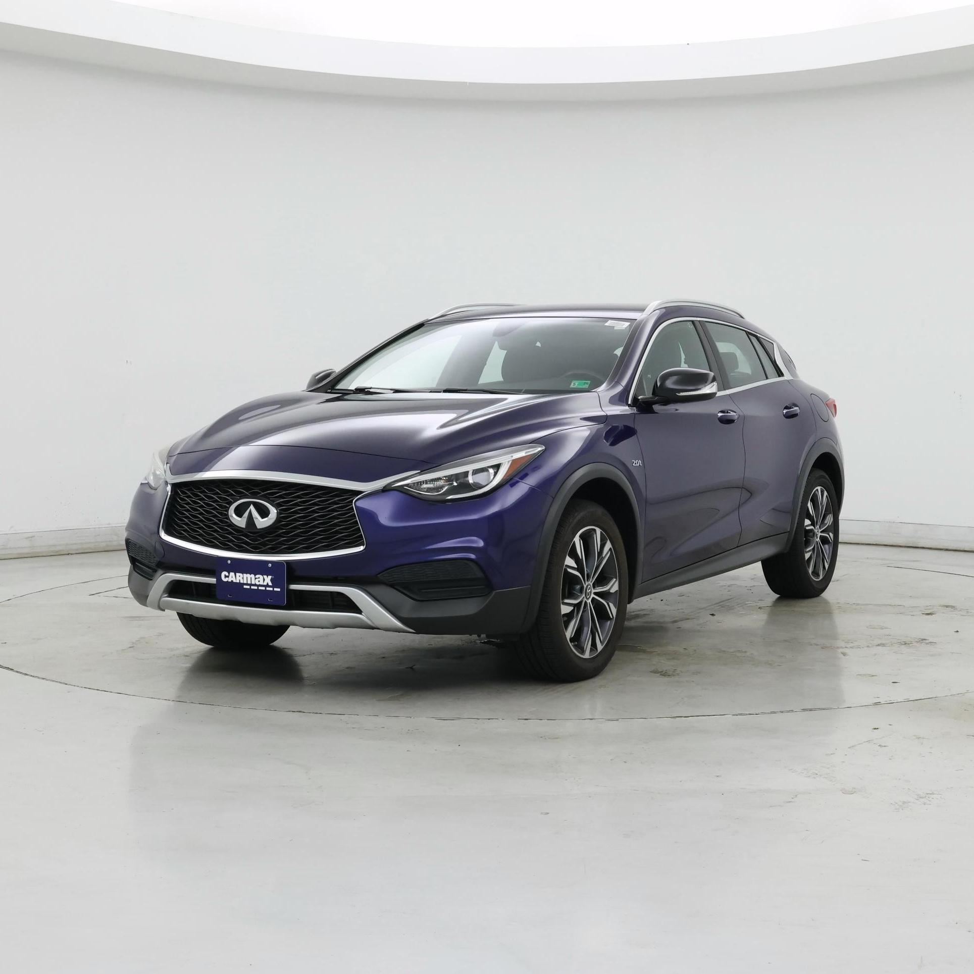 Thumbnail: 2018 INFINITI QX30 - 4