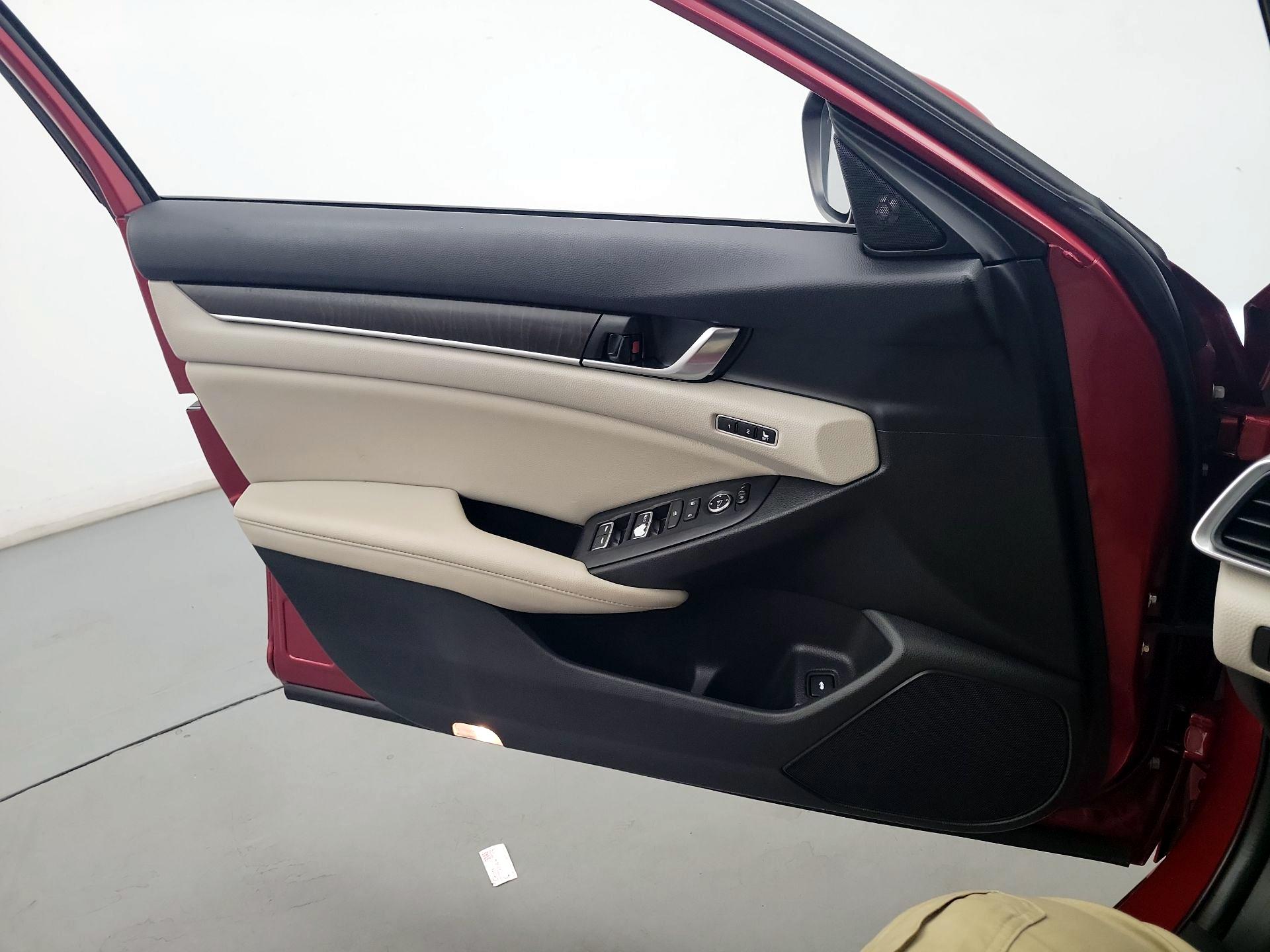 Thumbnail: 2021 Honda Accord - 12
