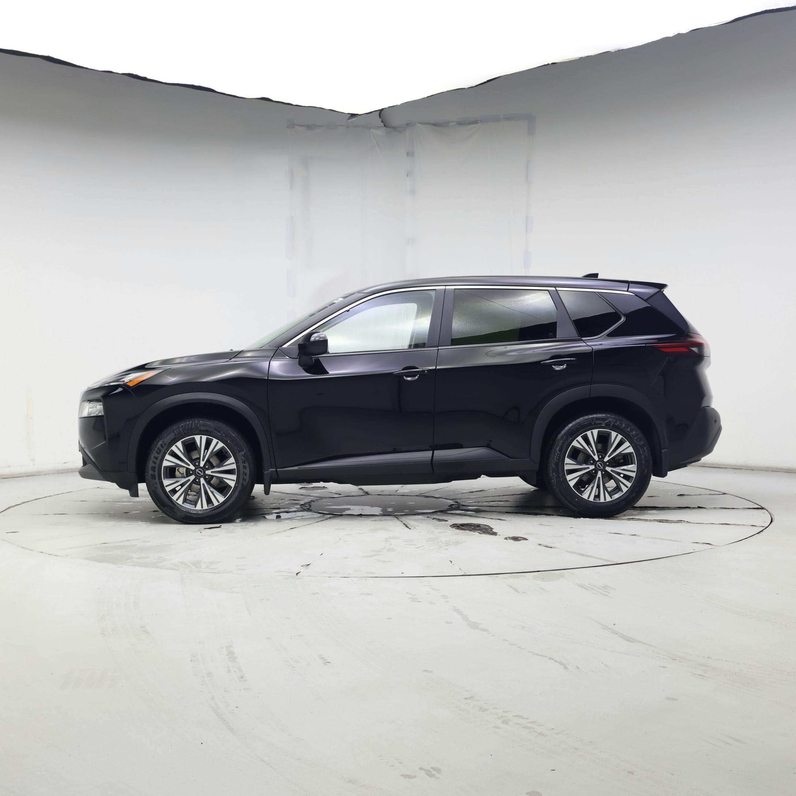 Thumbnail: 2023 Nissan Rogue - 3