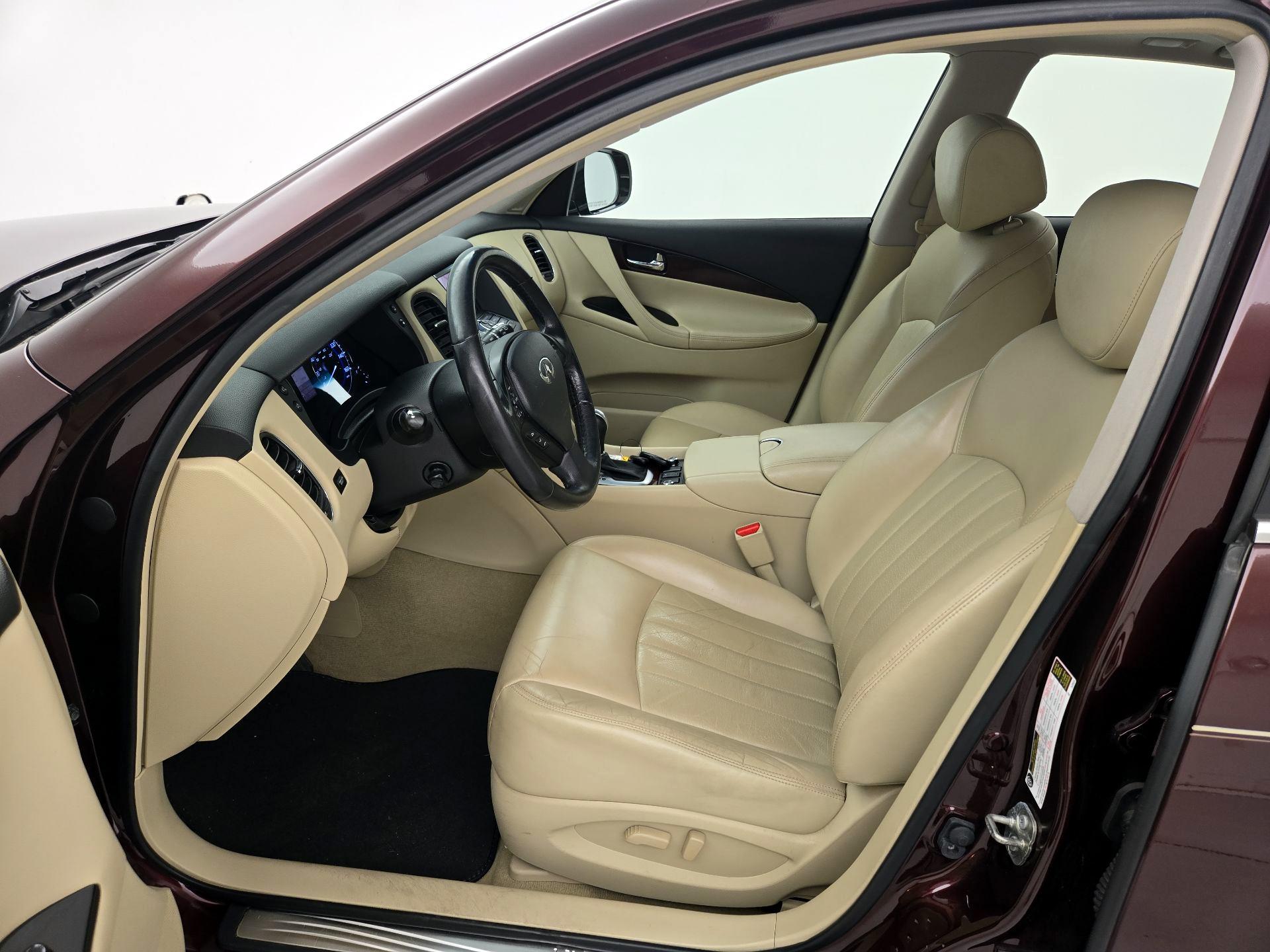 Thumbnail: 2017 INFINITI QX50 - 11