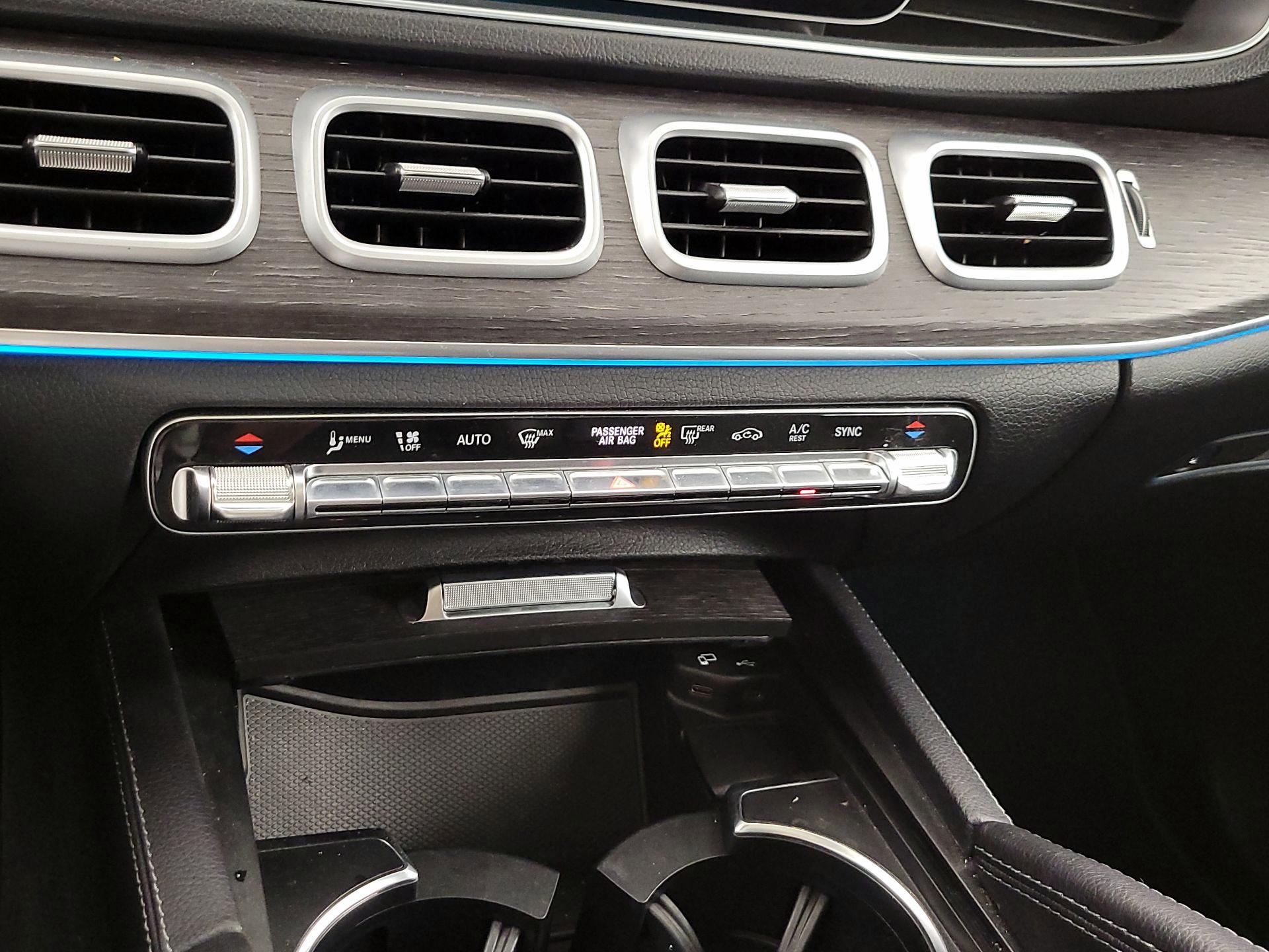 Thumbnail: 2022 Mercedes-Benz GLE - 17