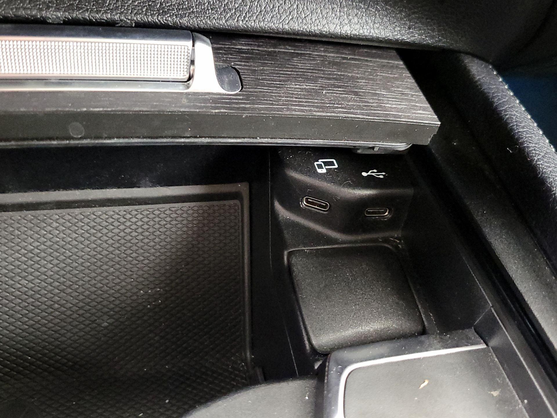 Thumbnail: 2022 Mercedes-Benz GLE - 19