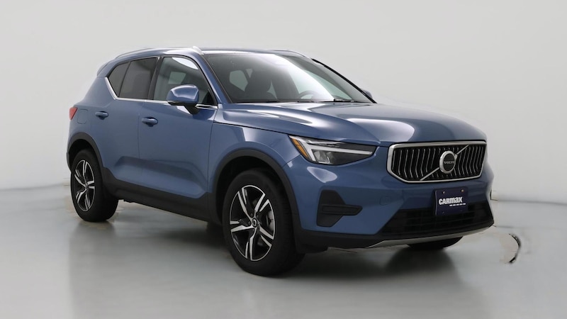 2024 Volvo XC40 B5 Core Hero Image