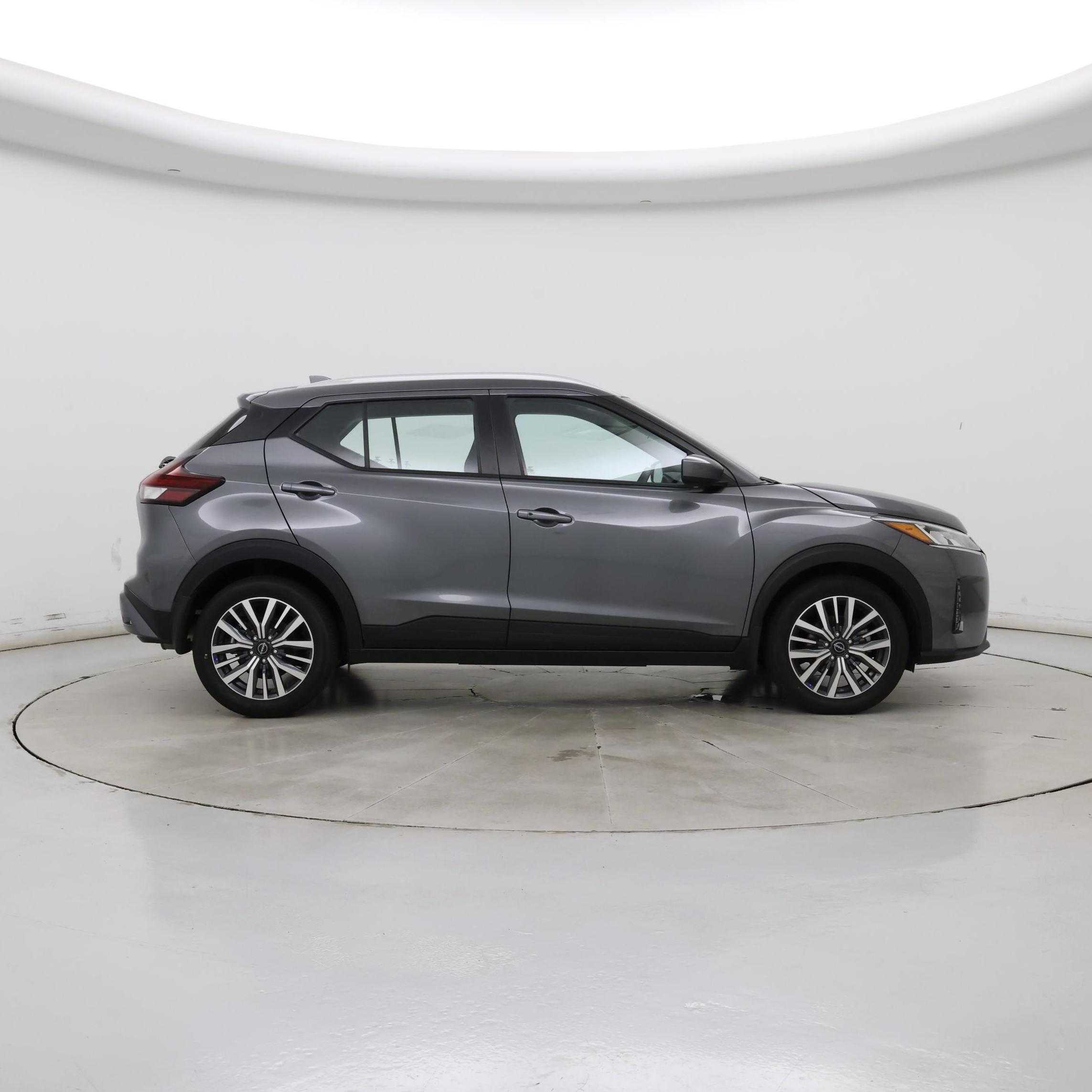 Thumbnail: 2024 Nissan Kicks - 7