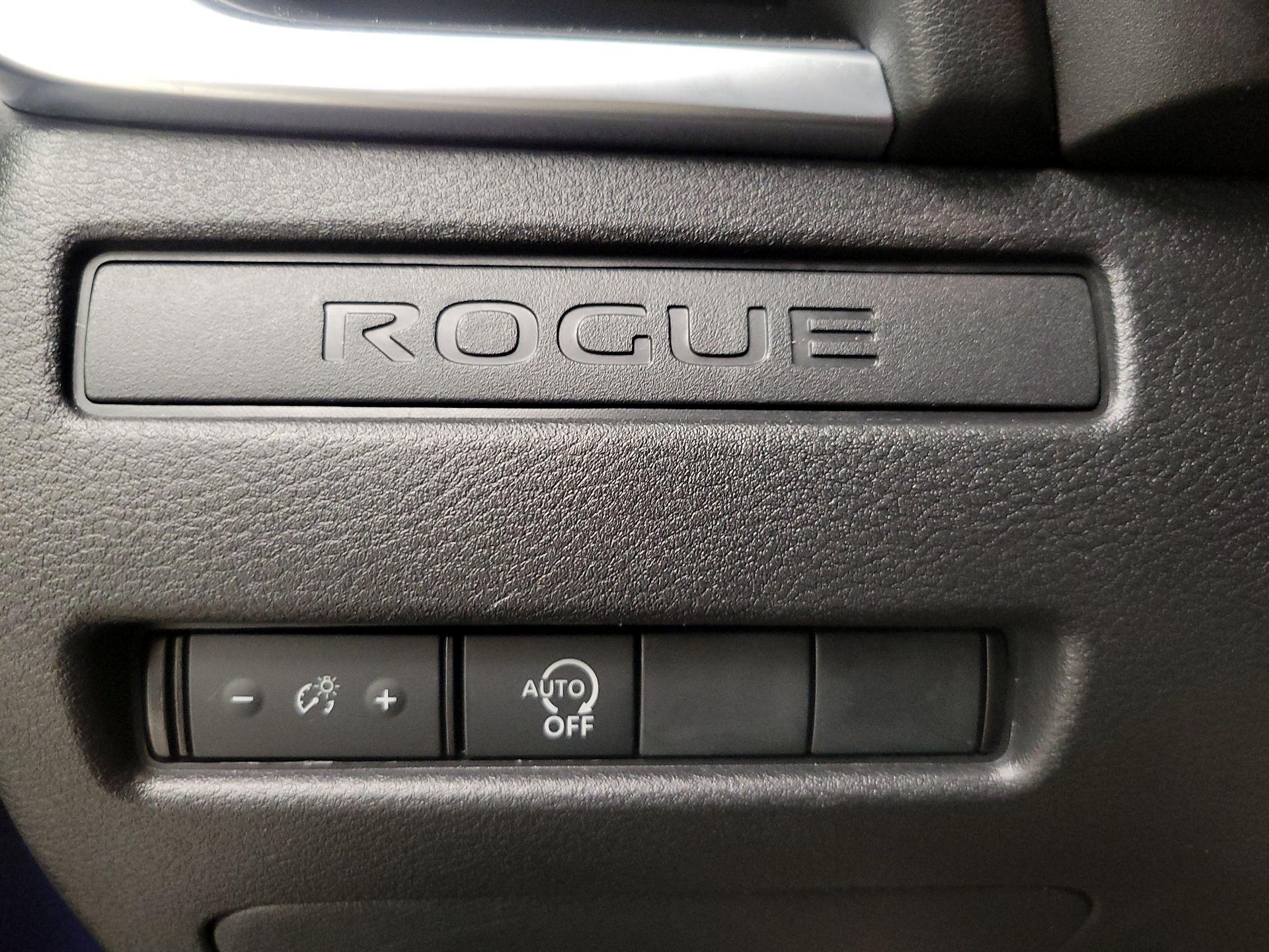 Thumbnail: 2023 Nissan Rogue - 13