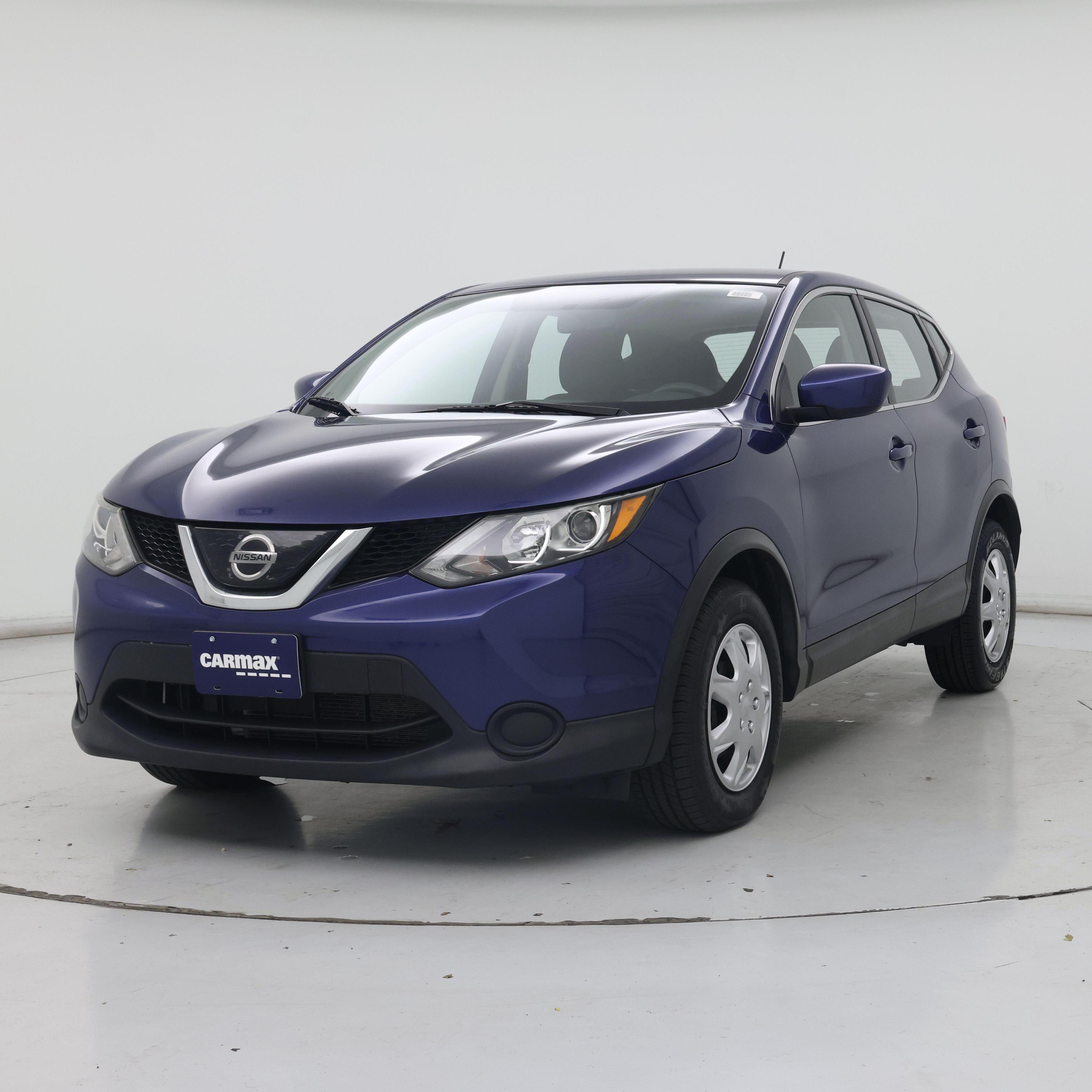 Thumbnail: 2019 Nissan Rogue Sport - 4