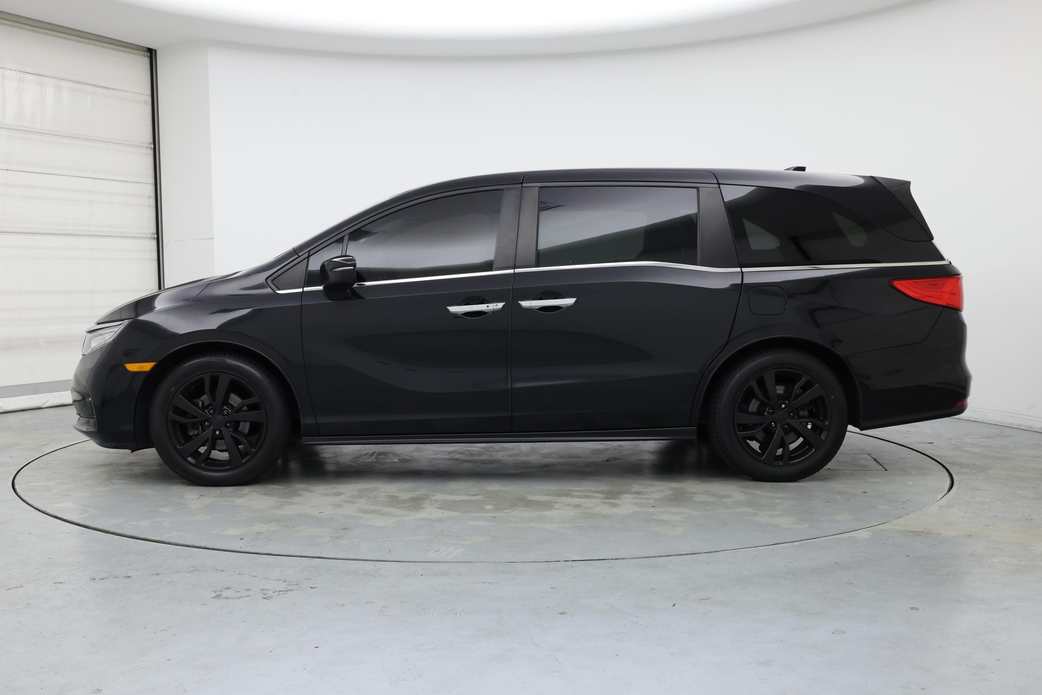 Thumbnail: 2022 Honda Odyssey - 3