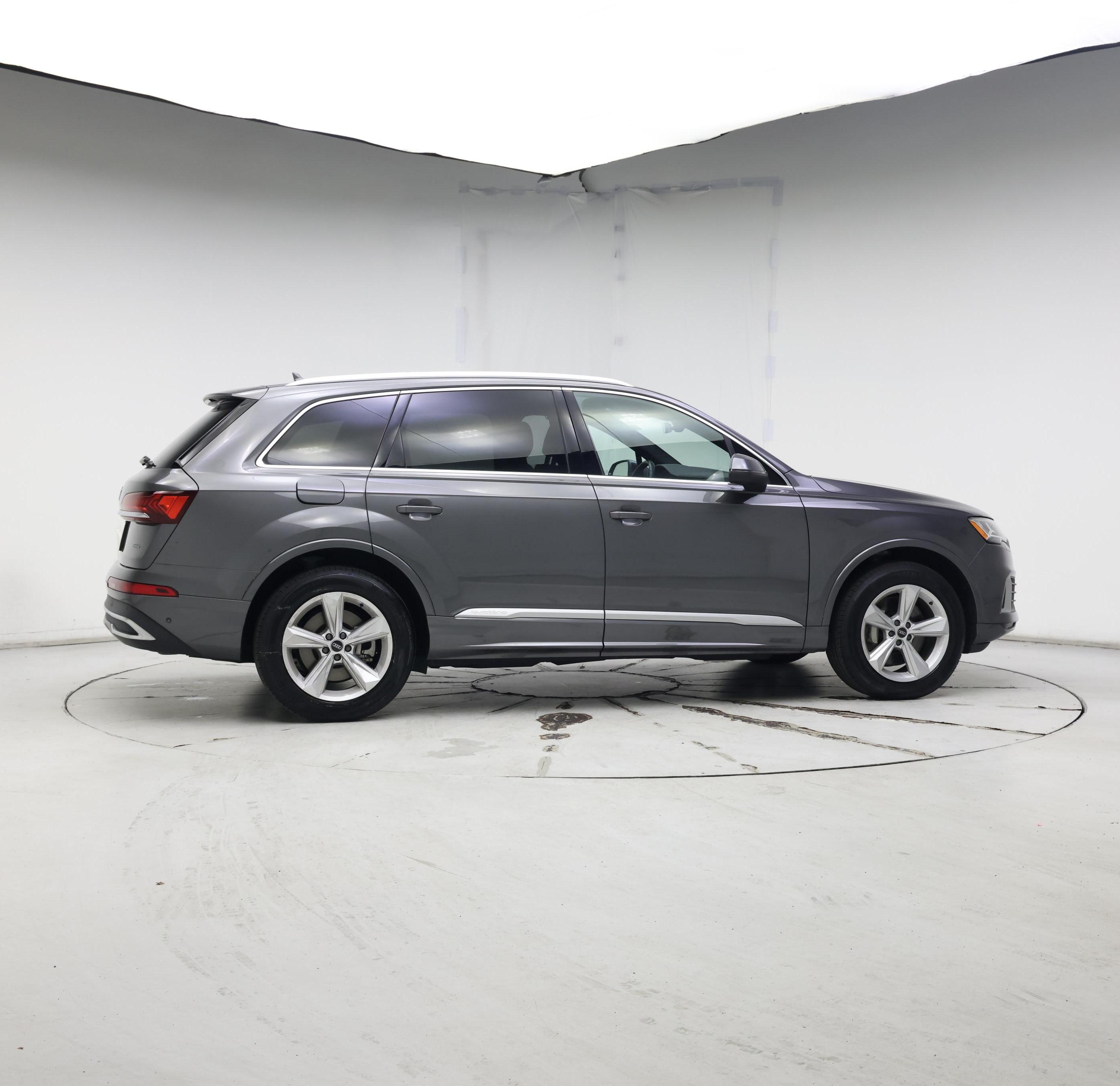 Thumbnail: 2021 Audi Q7 - 7