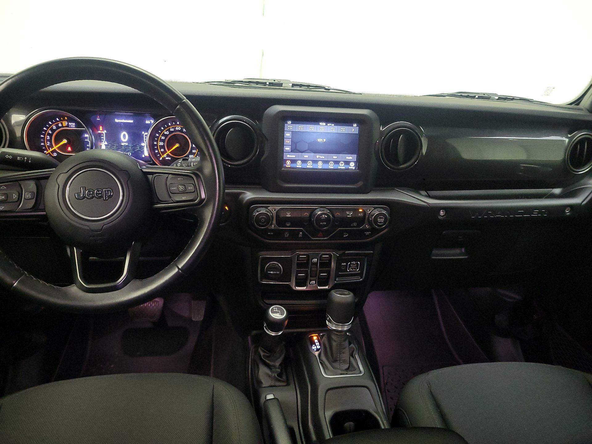 Thumbnail: 2020 Jeep Wrangler - 9