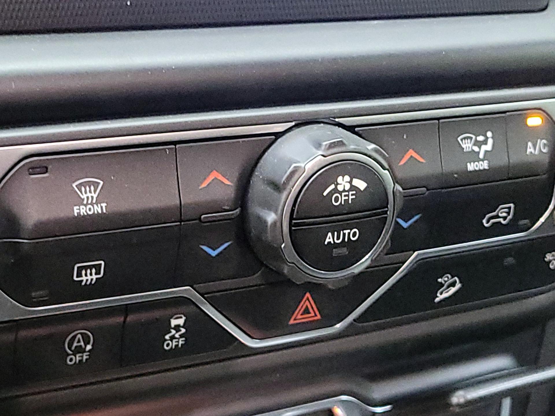 Thumbnail: 2020 Jeep Wrangler - 16