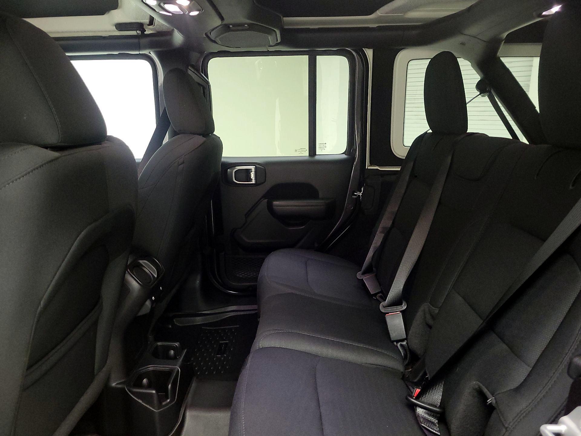 Thumbnail: 2020 Jeep Wrangler - 19