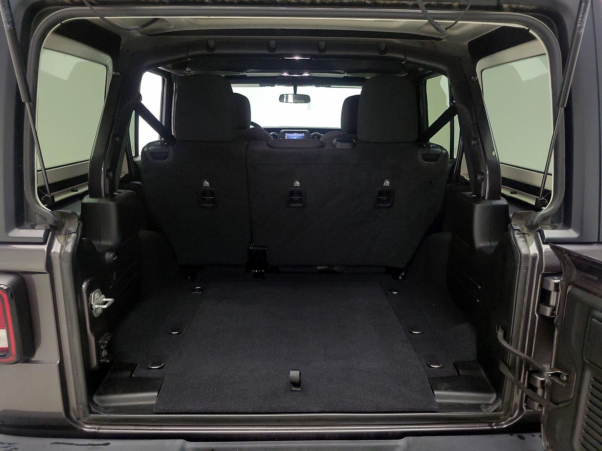 Thumbnail: 2020 Jeep Wrangler - 20