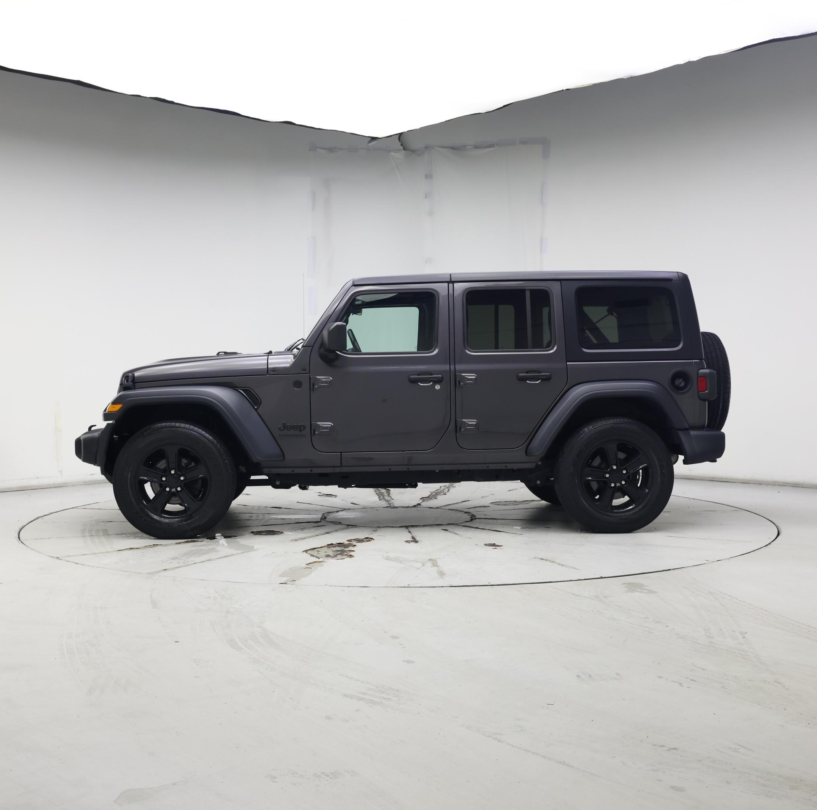 Thumbnail: 2020 Jeep Wrangler - 3