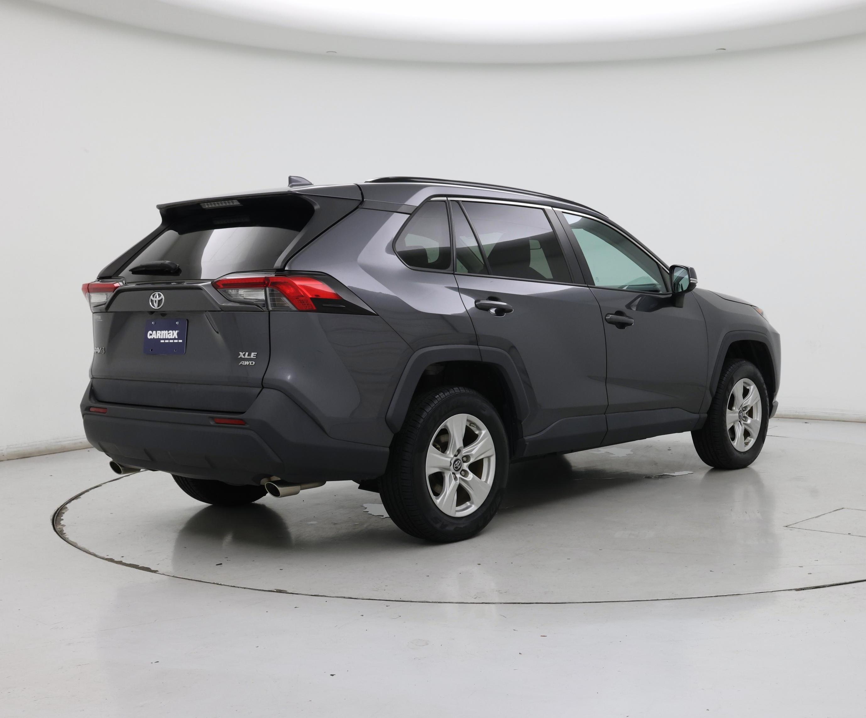 Thumbnail: 2019 Toyota RAV4 - 8