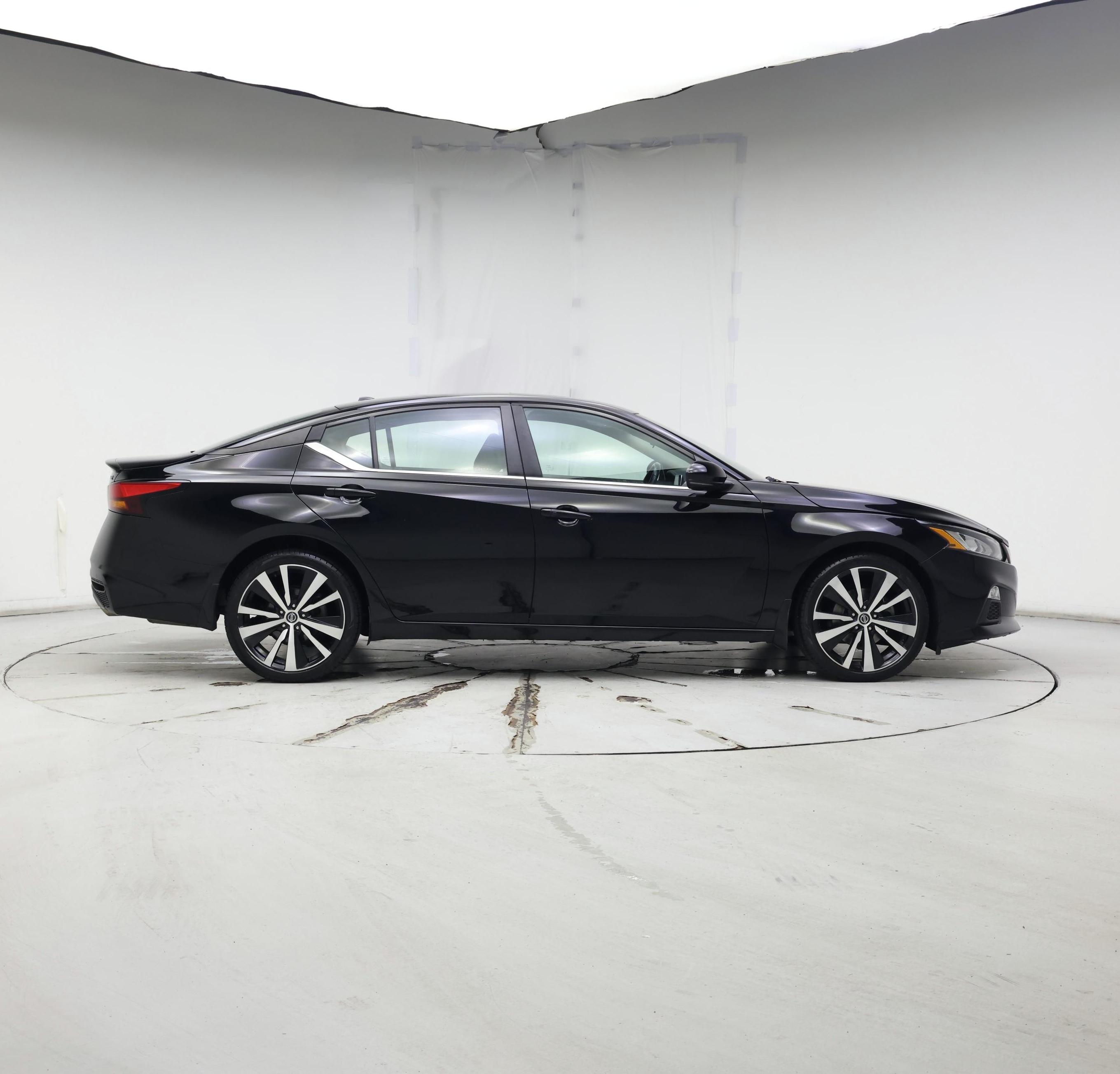 Thumbnail: 2020 Nissan Altima - 7